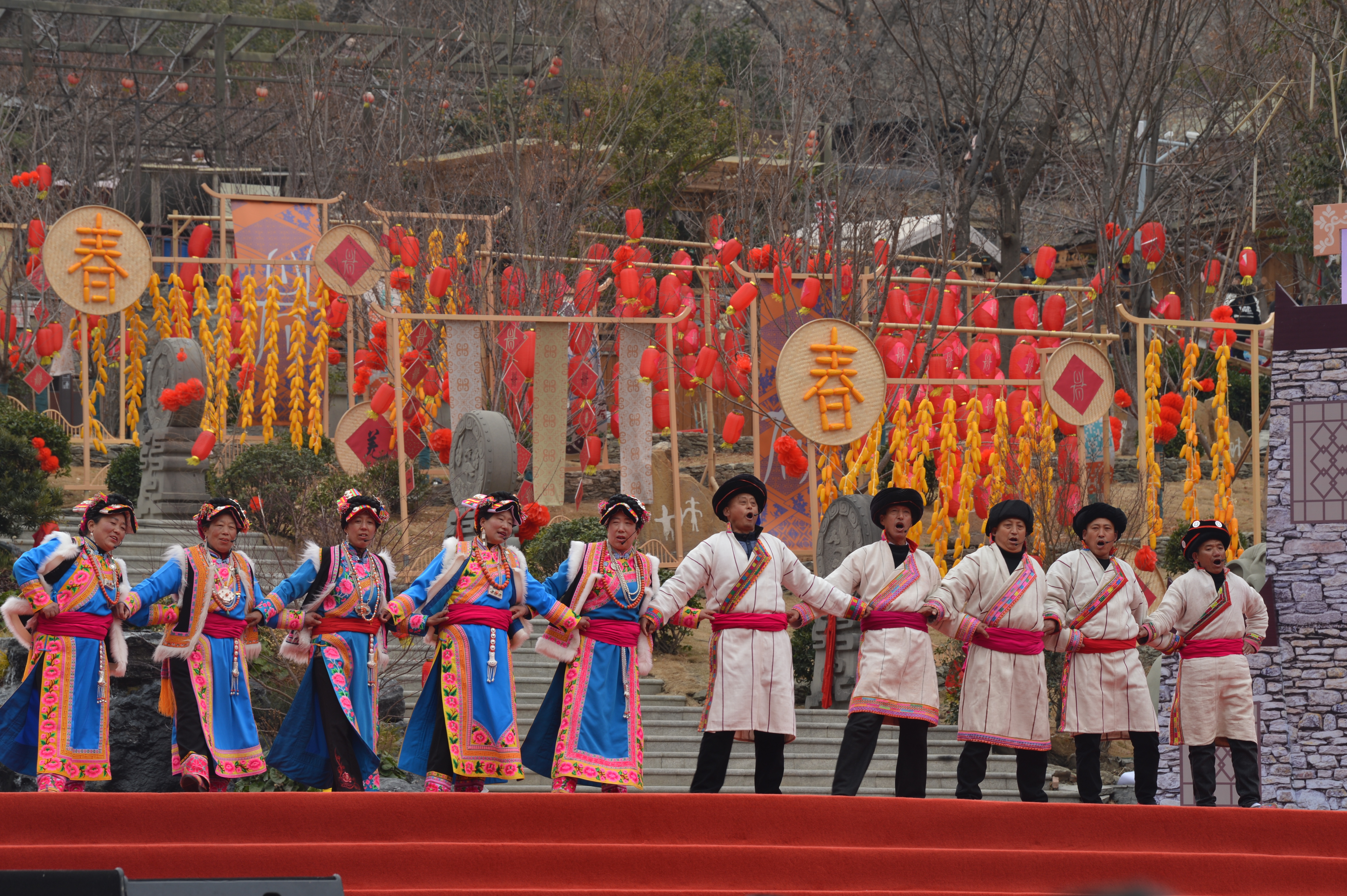 世界桃坪看村晚 大美阿坝过新年——阿坝州首届村晚成功举办 - 四川党建网 - 中共四川省委机关刊主办